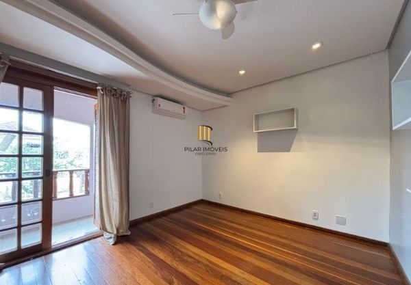 casa sobrado na Medianeira com 4 dormitórios