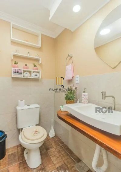 Casa 8 Dormitório(s) Bairro Vila João Pessoa
