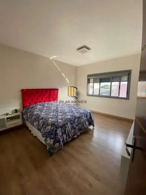 Casa 4 dormitórios no bairro Sumaré