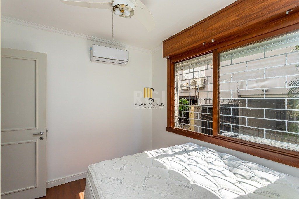 Apartamento no bairro Mont Serrat de 3 dormitórios e vaga Desocupado