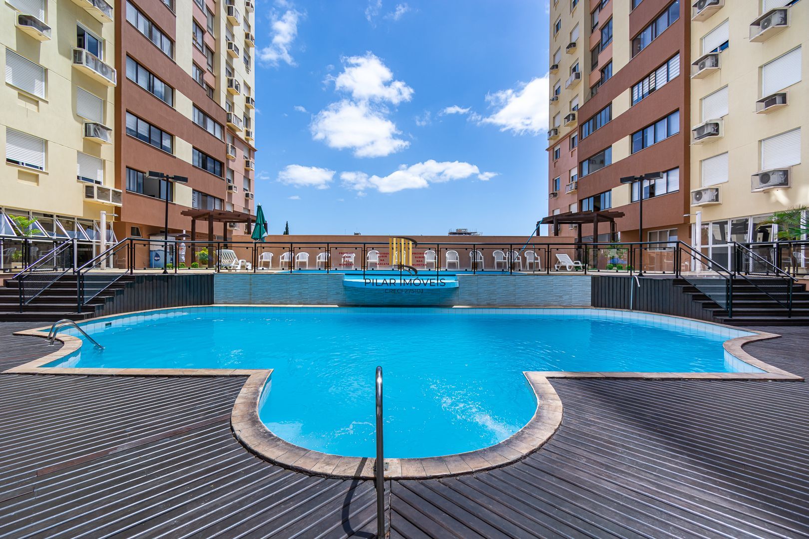 Apartamento 3 dormitórios no bairro Vila Ipiranga