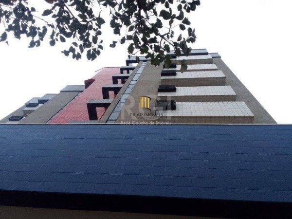 Sala comercial duplex na Av. Carlos Gomes