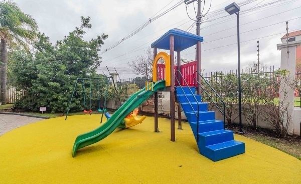 Apartamento no Sarandi de 2 dormitórios vaga e infra