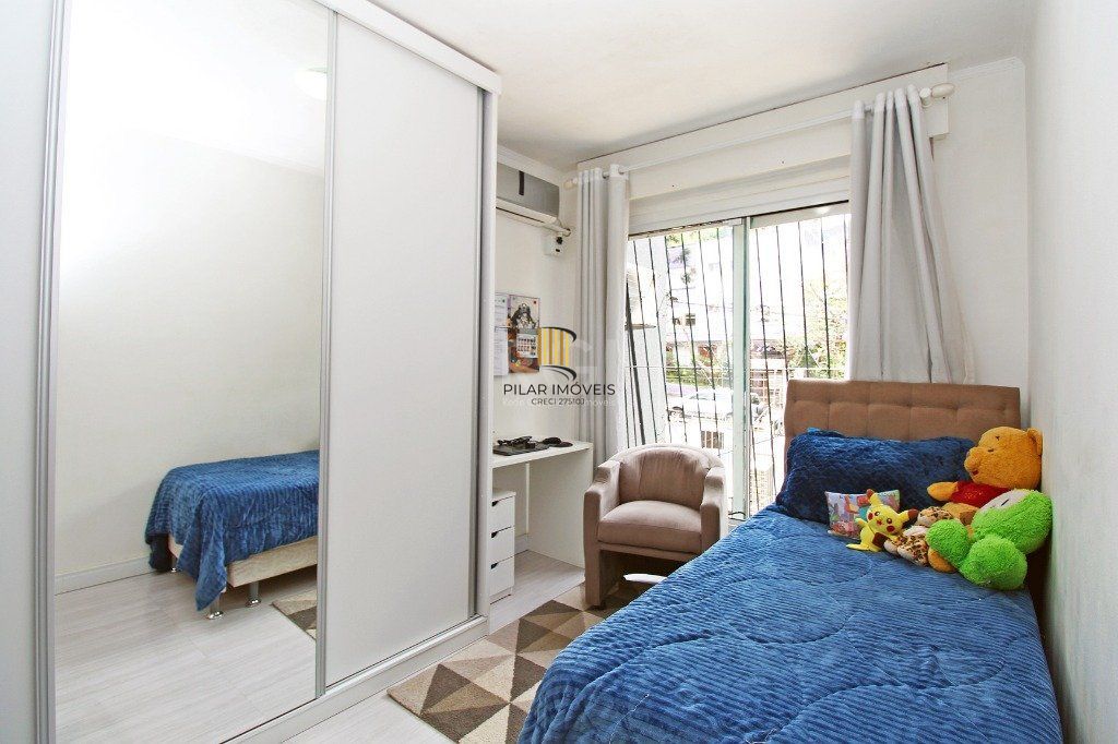 Apartamento de 3 dormitórios e vaga no bairro Petrópolis