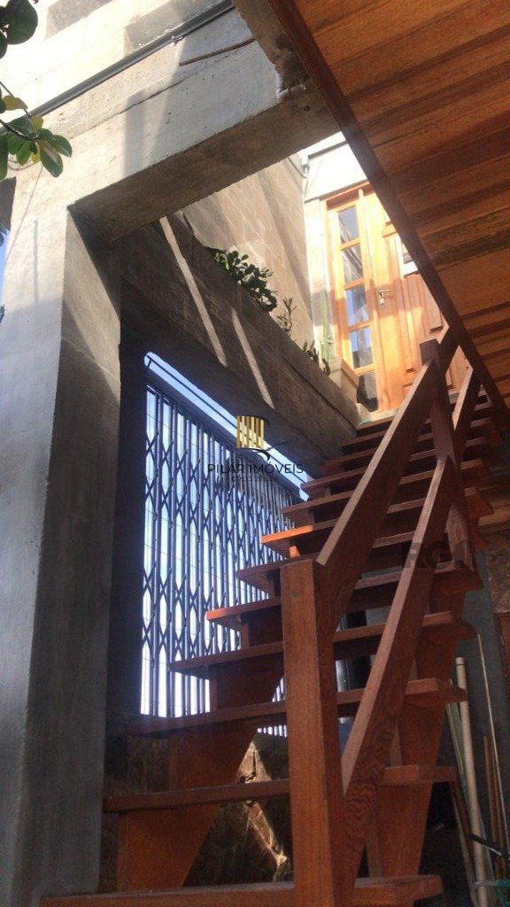 Casa 2 dormitórios no bairro Rubem Berta