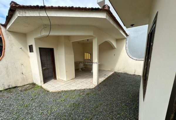 Casa na Praia de Enseada - São Francisco do Sul - SC
