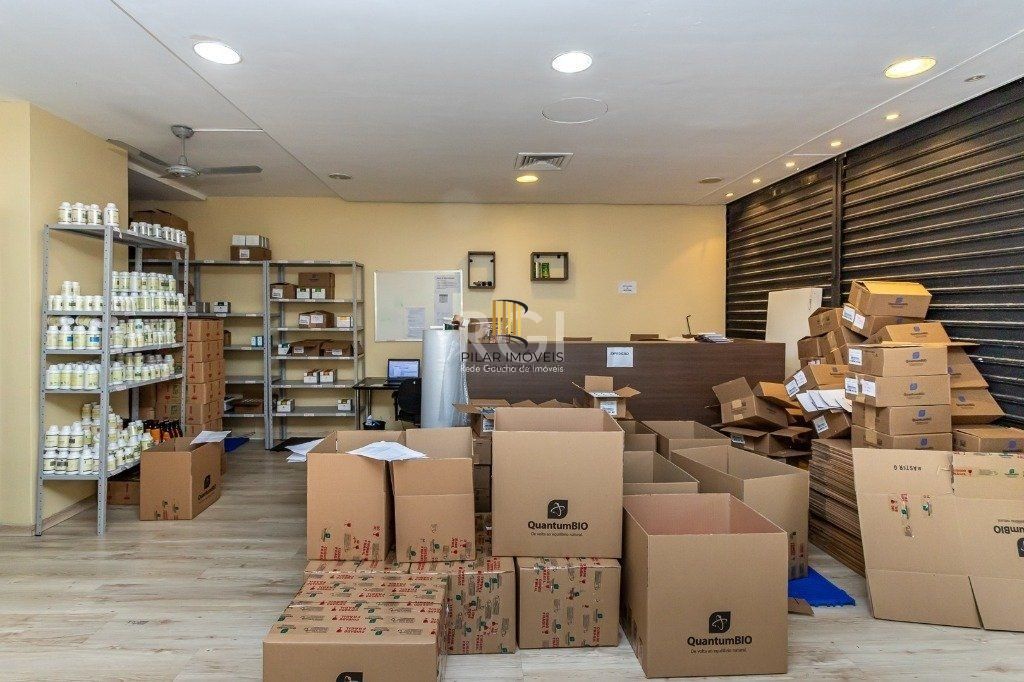 Loja Comercial na Av Cristóvão Colombo