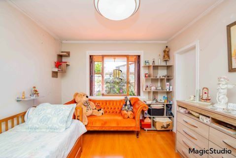 Casa em Condomínio 3 dorms, 2 vagas de garagem, 129m² privativos, à venda Avenida Eduardo Prado, Cavalhada - Porto Alegre