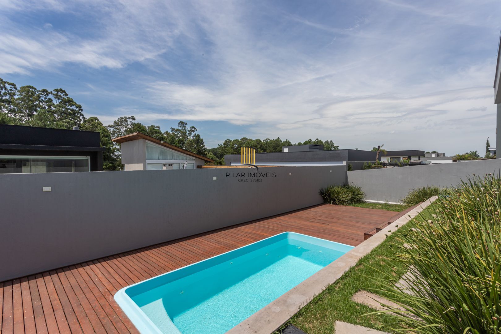 Casa de Condomínio 4 dormitórios no bairro Vila Nova