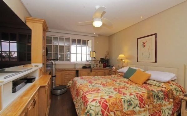 Casa de Condomínio 3 dormitórios no bairro Vila Jardim