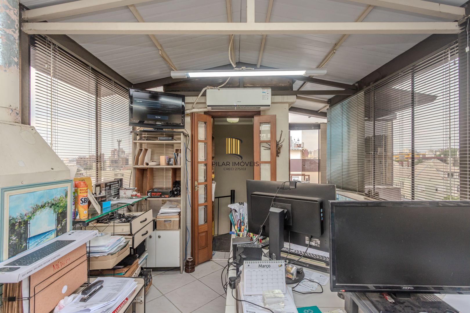 Cobertura no Menino Deus de 3 dormitórios e vaga