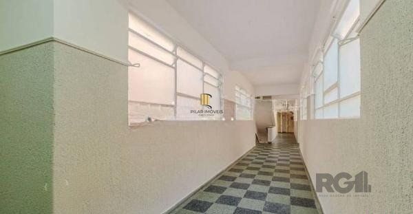 Apartamento no bairro Auxiliadora de 3 dormitórios
