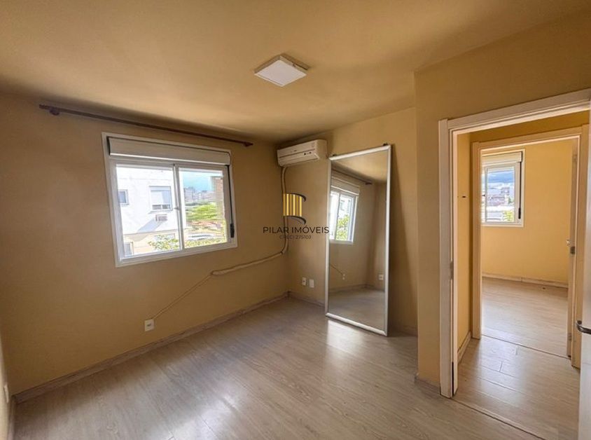 Apartamento no bairro Cristal de 3 dormitórios vaga e infra DESOCUPADO