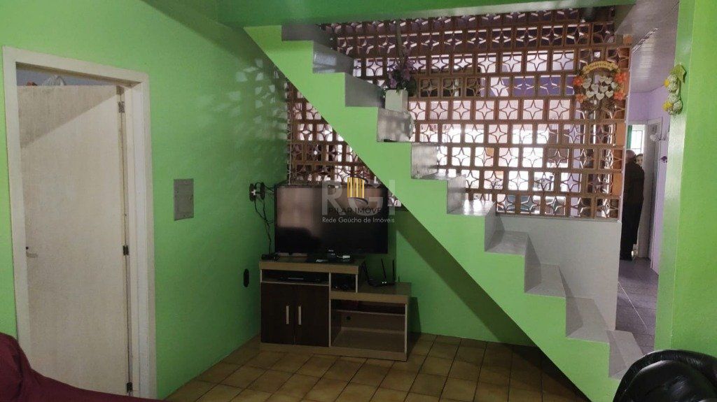 Casa para Venda - 120m², 4 dormitórios, sendo 1 suites, 3 vagas - Freitas