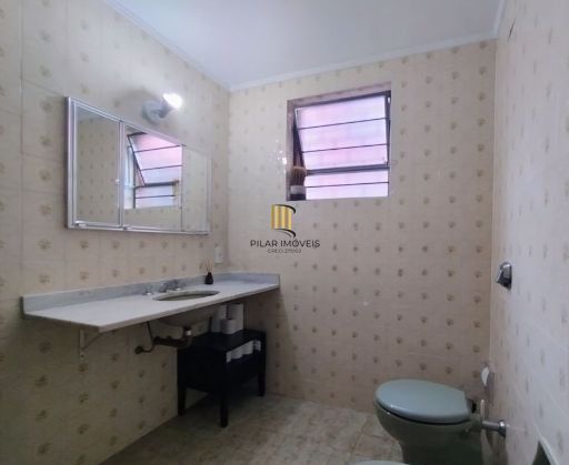 Apartamento de 3 dormitórios e vaga no bairro Petrópolis