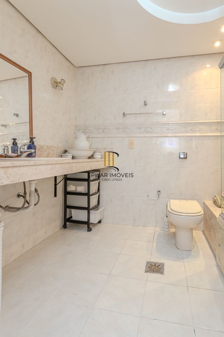 oportunidade, 217m² privativos, 2 vagas e depósito. Apenas R$ 880 mil