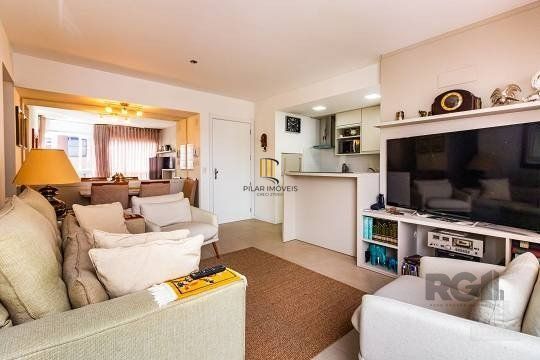 Apartamento  no Menino Deus de 3 dormitórios e 2 vagas