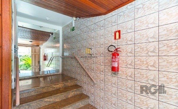 Casa 4 Dormitório(s) Bairro Petrópolis