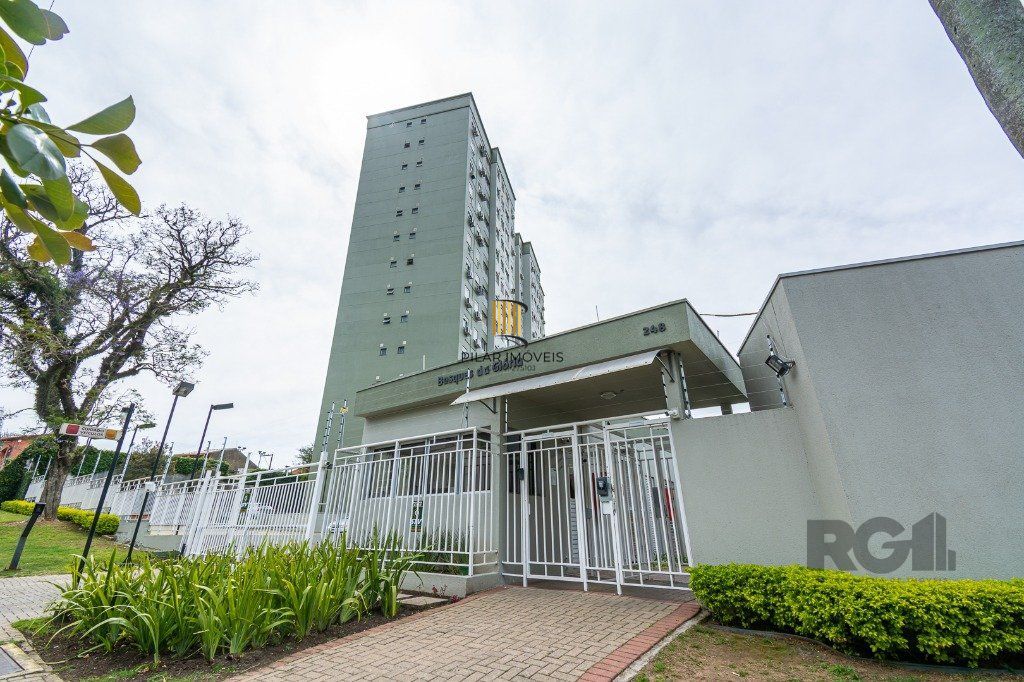 APTO DÉCIMO TERCEIRO ANDAR COM GARAGEM E ELEVADOR. ÓTIMA VISTA