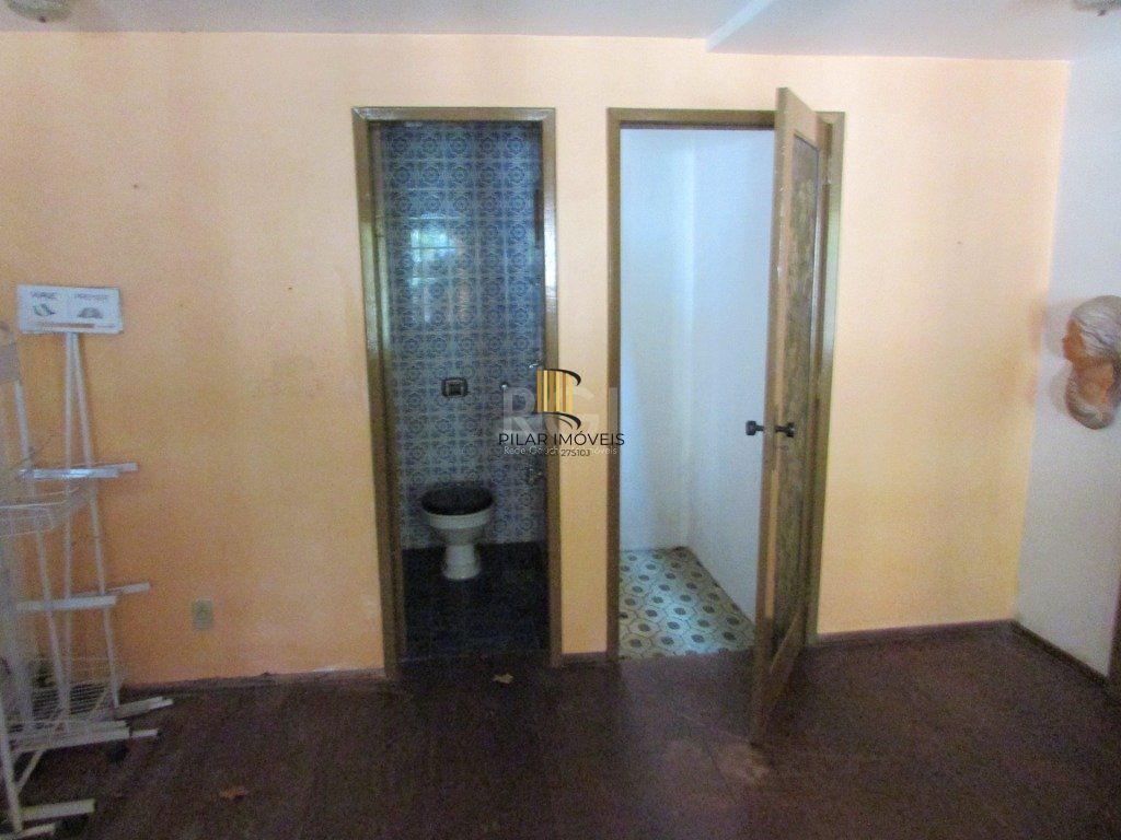 Casa Condominio para Venda - 200m², 3 dormitórios, sendo 1 suites, 4 vagas - São Lucas