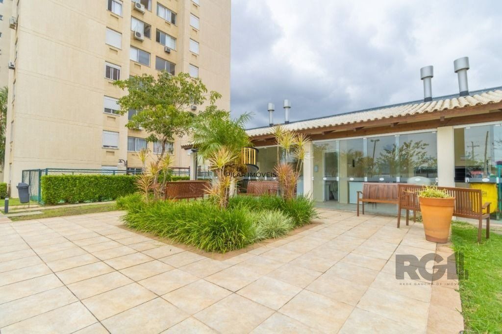 Apartamento no Sarandi de 2 dormitórios, vaga e infra