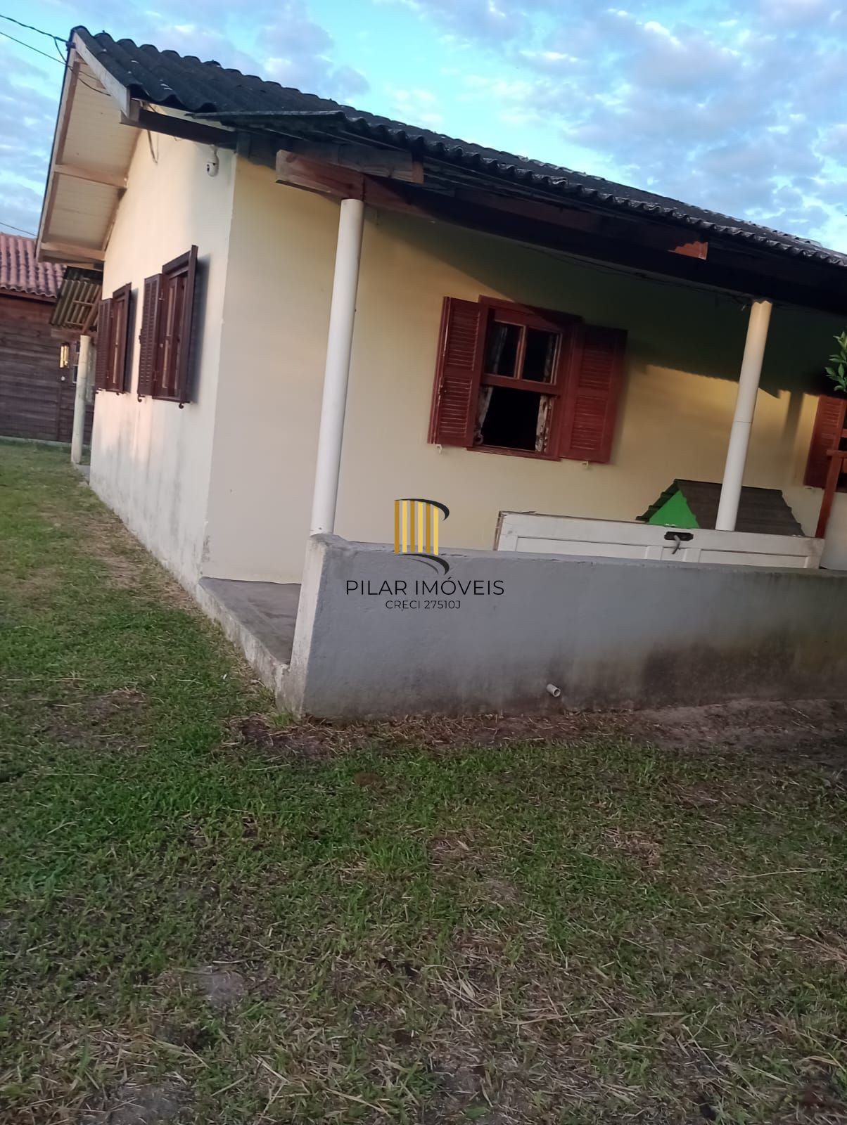 Casa 3 dormitórios no bairro Mirim