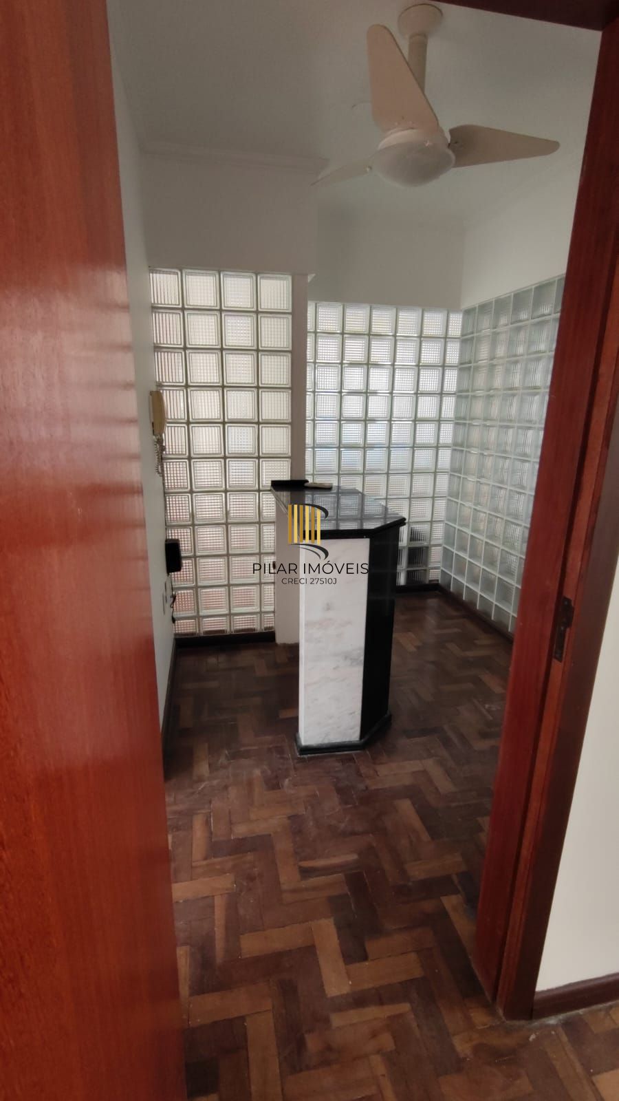 Sala comercial à venda/Porto Alegre/ Bom Fim/ frente HPS/ 70m² PRIVATIVOS