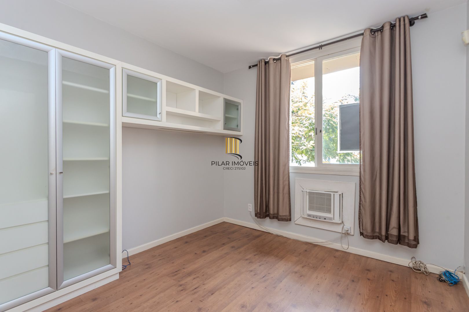 Apartamento garden no bairro Santa Cecilia de 2 dormitórios e vaga