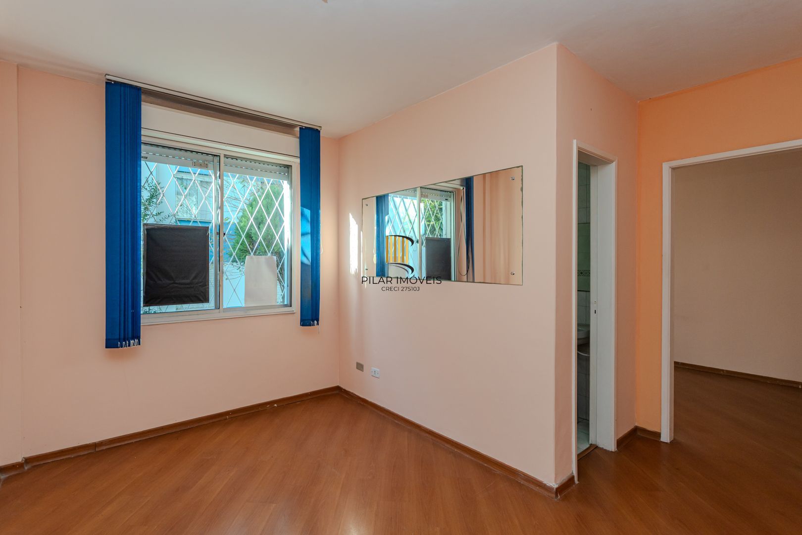 Apartamento no bairro Cristal térreo 1 Dormitório e vaga rotativa DESOCUPADO - Pilar Imóveis