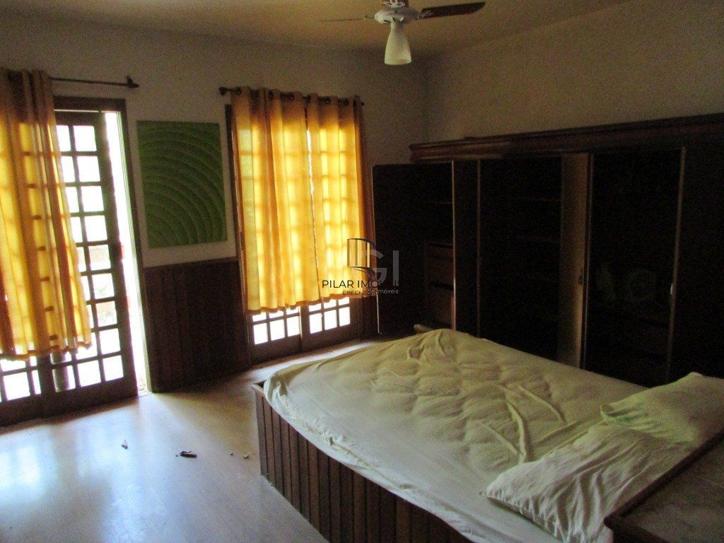 Casa Condominio para Venda - 200m², 3 dormitórios, sendo 1 suites, 4 vagas - São Lucas