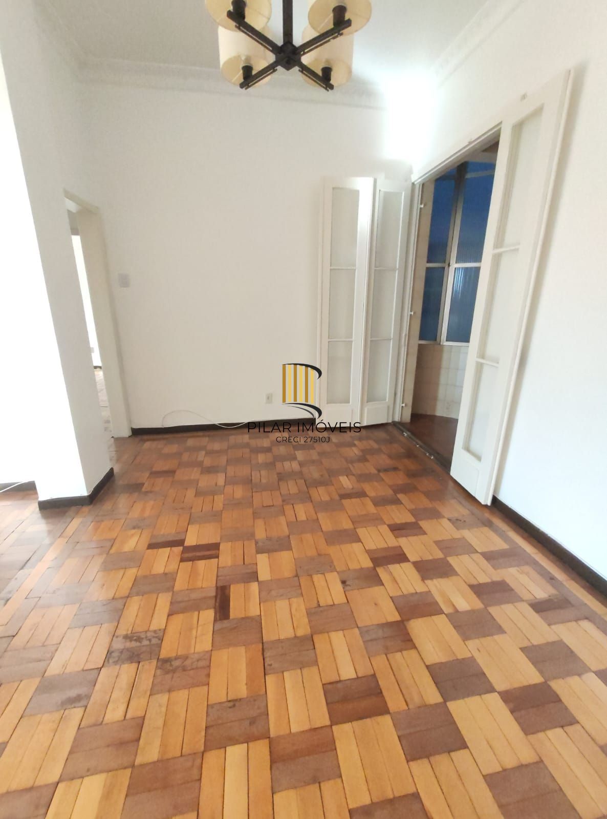 Apartamento 2 dormitórios no bairro Floresta