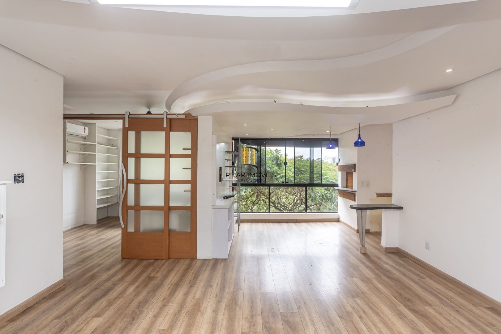 Apartamento de 2 dormitórios DESOCUPADO em frente do Iguatemi