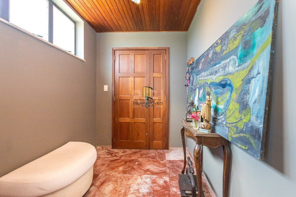 Apartamento no Rio Branco de 4 dormitórios e vaga