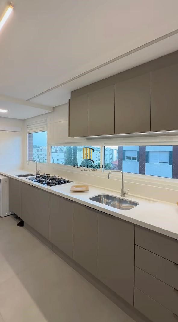 Apartamento 3 dormitórios no bairro Petrópolis