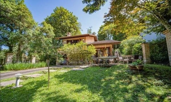 Casa em Gramado de 4 dormitórios e  4 vagas - Pilar Imóveis