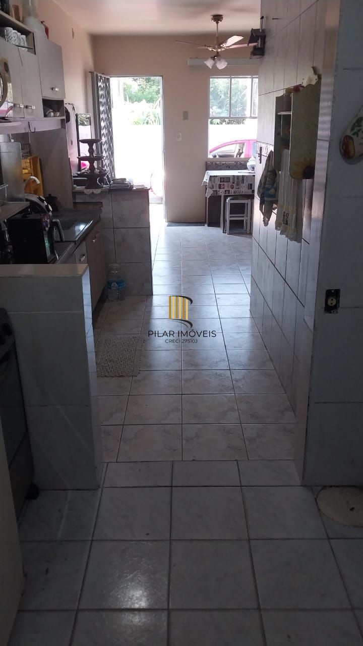 Casa em Condomínio de 2 dormitórios e vaga na Glória