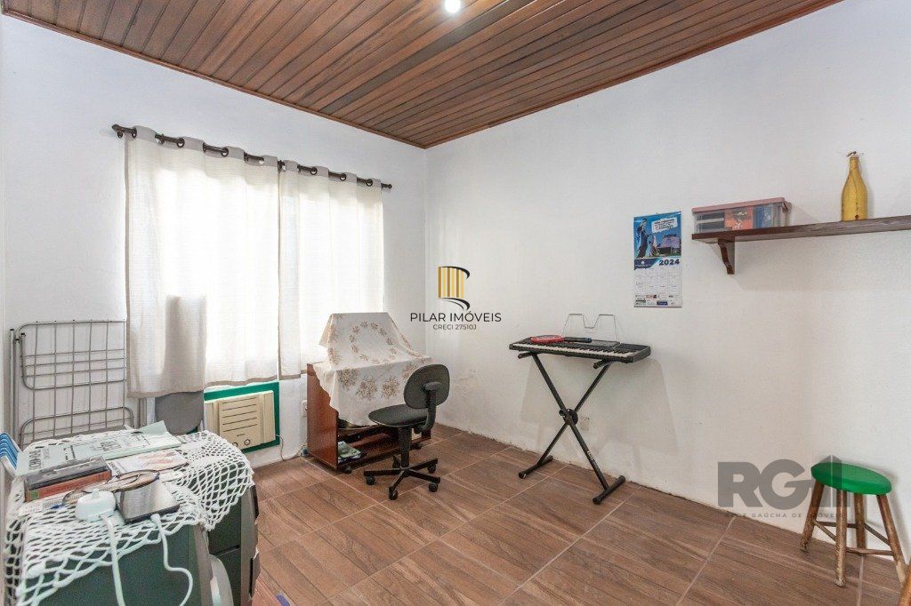 Casa no bairro Vila Ipiranga de 3 dormitórios e 3 vagas