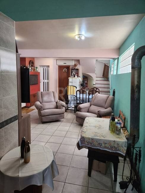 Casa 3 Dormitório(s) Bairro Azenha