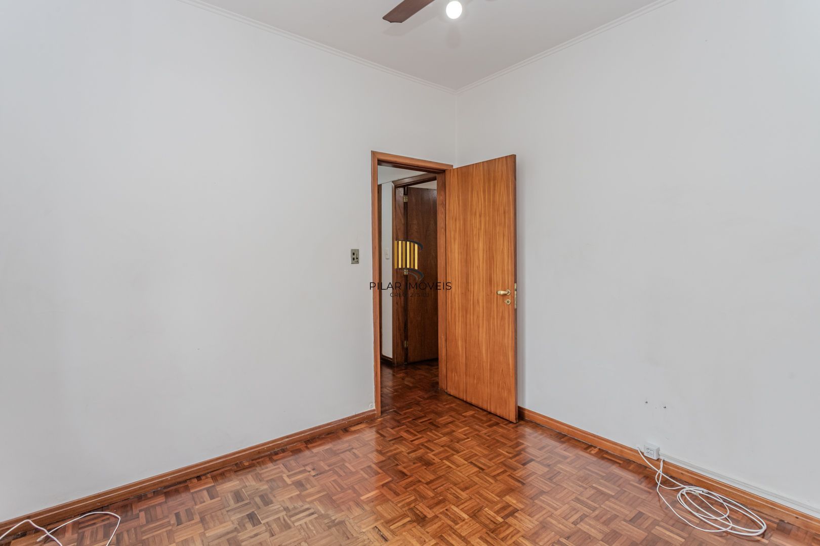 Apartamento no Jardim Lindóia de 2 dormitórios DESOCUPADO