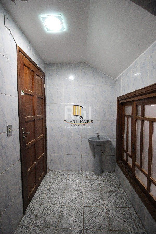Casa para Venda - 280m², 3 dormitórios, 2 vagas - Petrópolis