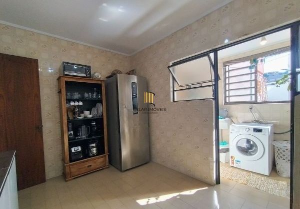 Apartamento de 3 dormitórios e vaga no bairro Petrópolis