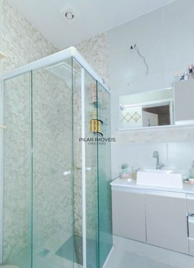 Casa no bairro Tristeza de 4 dormitórios e 4 vagas