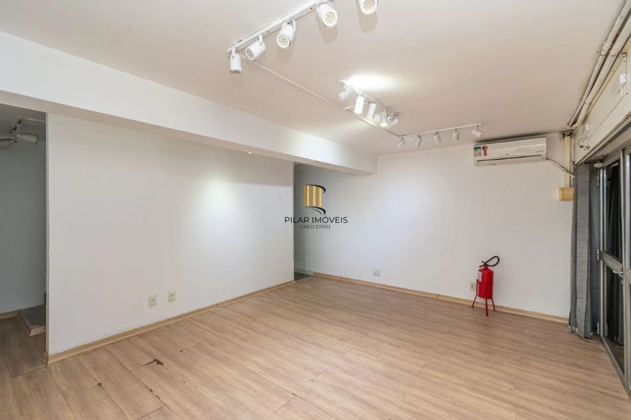 Predio Comercial com 1000m², 5 vagas, no bairro Higienópolis em Porto Alegre para Alugar
