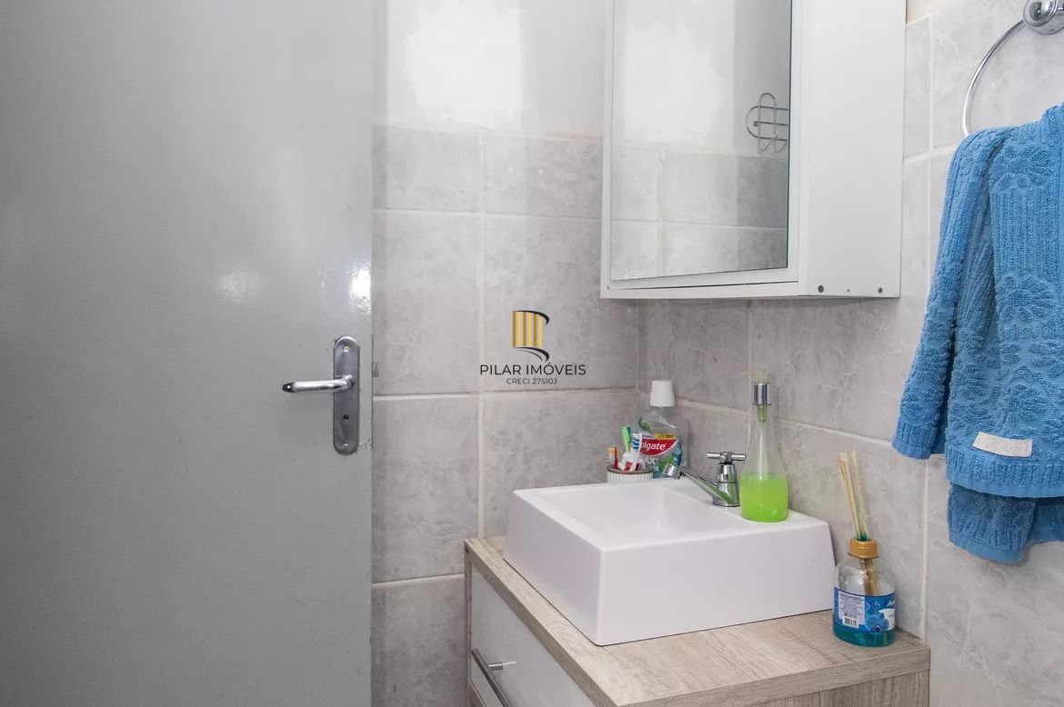 Apartamento de 2 dormitórios e *vaga no bairro Cavalhada