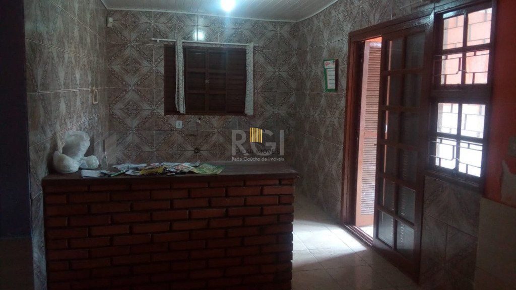 Casa para Venda - 120m², 3 dormitórios, 1 vaga - Sarandi