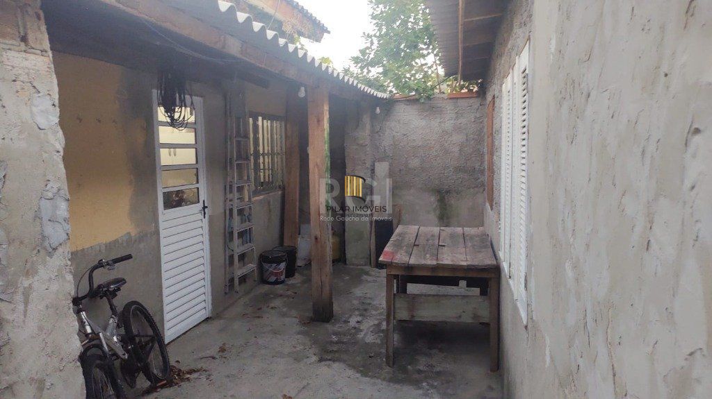 Casa 2 dormitórios no bairro São José