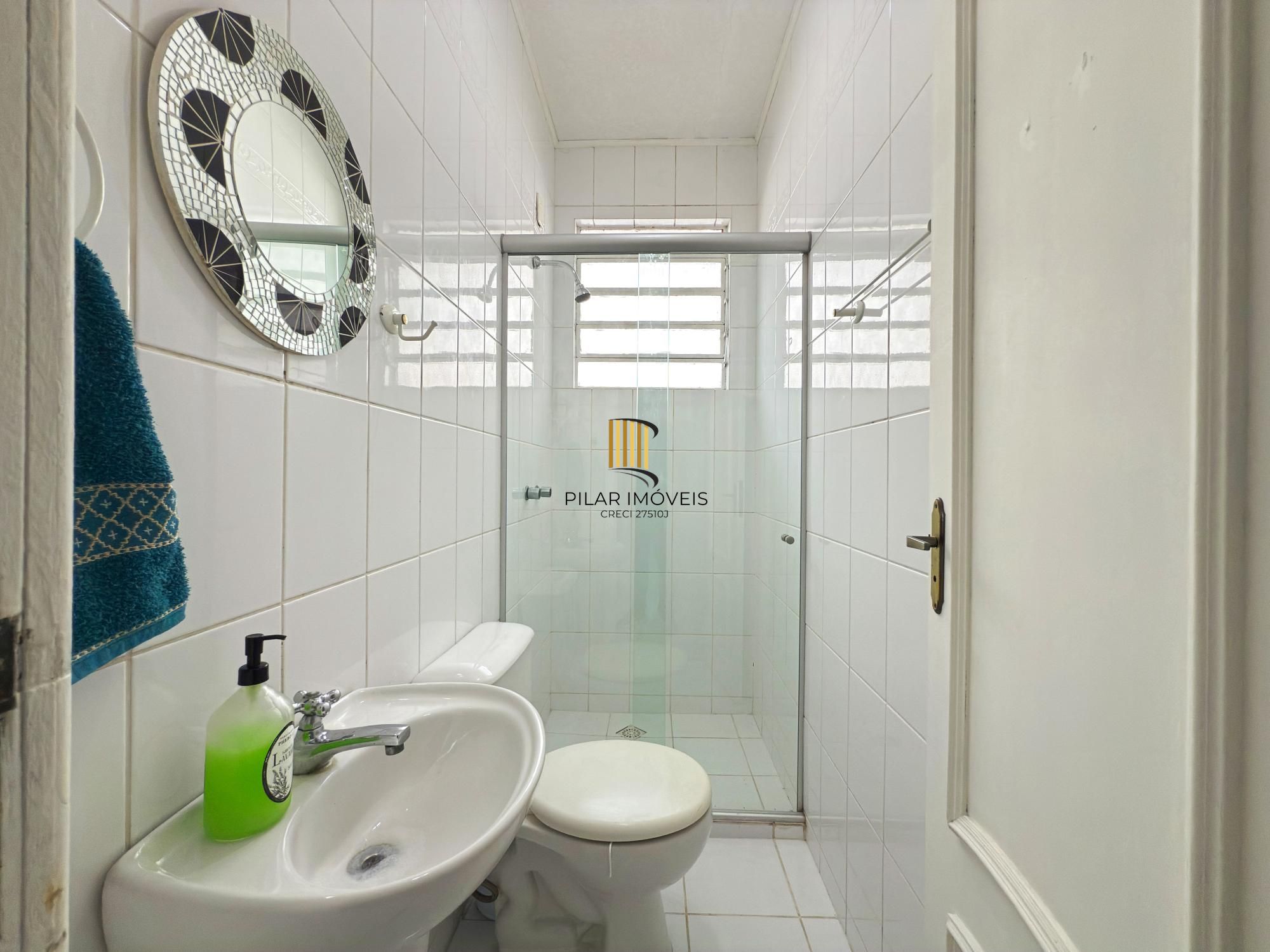 Casa 3 dormitórios no bairro Medianeira