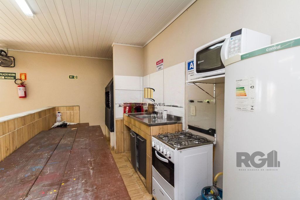 Apartamento 2 dormitórios no bairro Glória