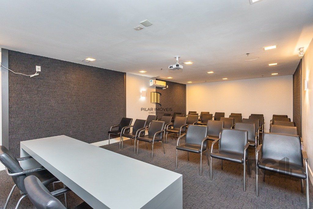 Conjunto / Sala para Venda no DOC OFFICE DESOCUPADA