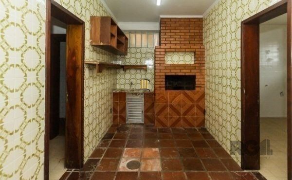 Casa 5 dormitórios no bairro Jardim Sabará
